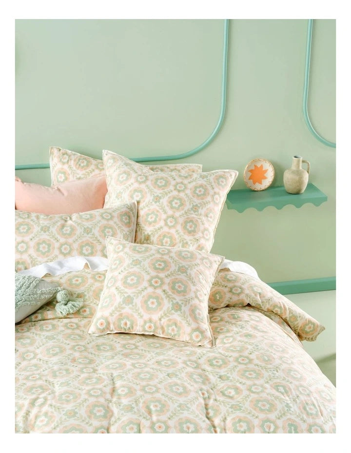 Amaya Cushion 48x48