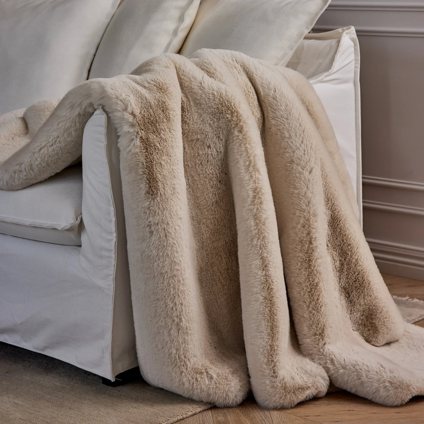 Arctic Throw Cream