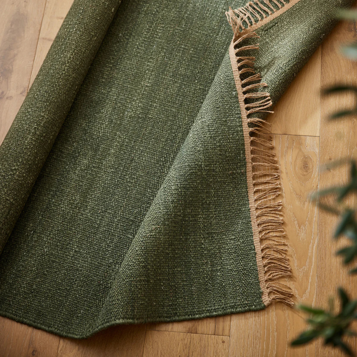 Olinda Olive Jute Runner Olive