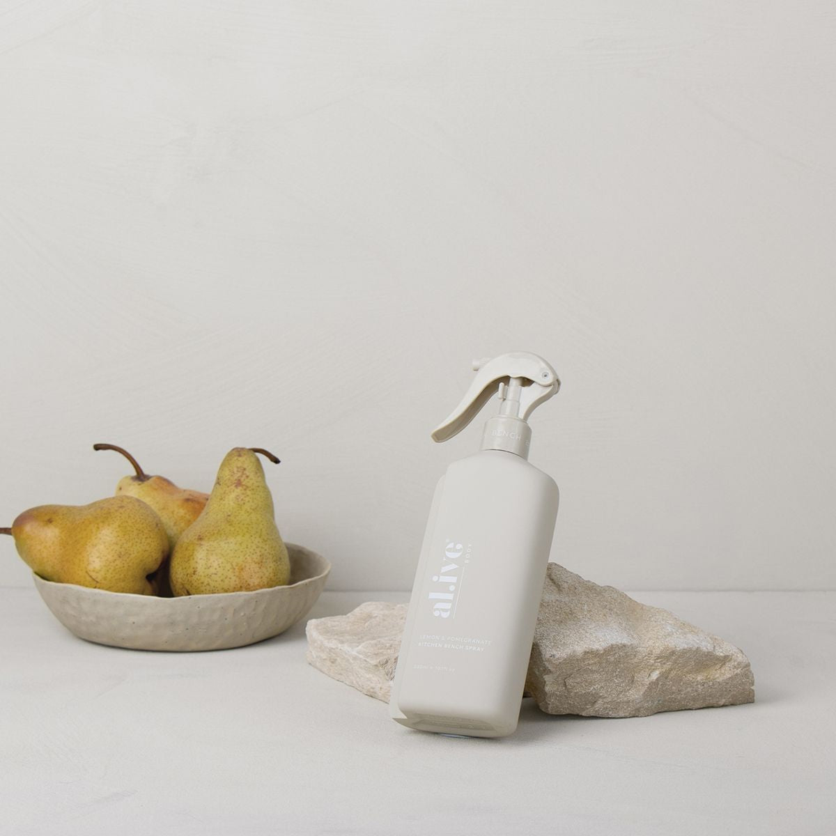 al.ive Kitchen Bench Spray