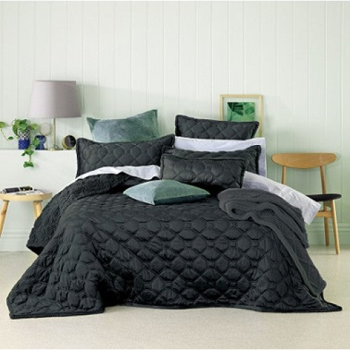 Yaxley Coverlet Single