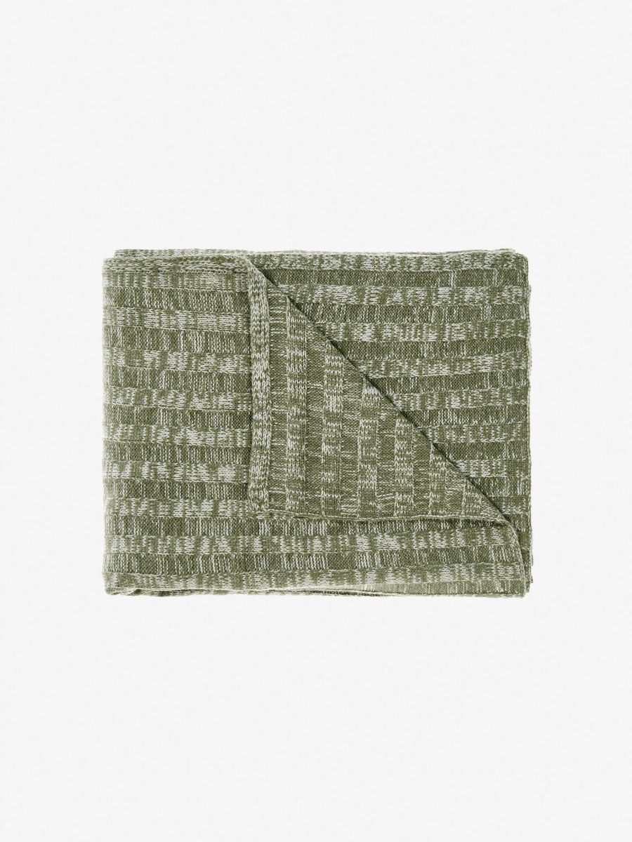 Giverny Throw Moss