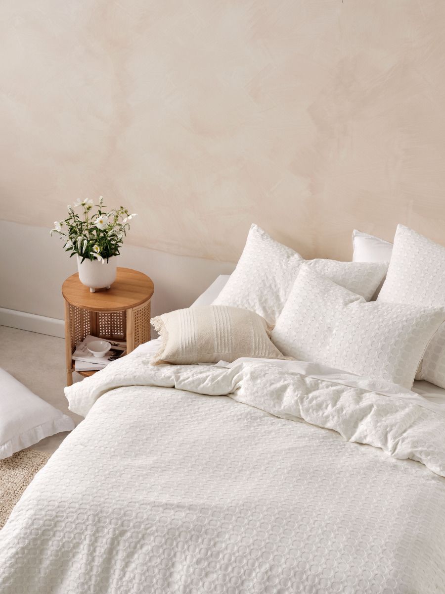 Vista Quilt Cover Set White