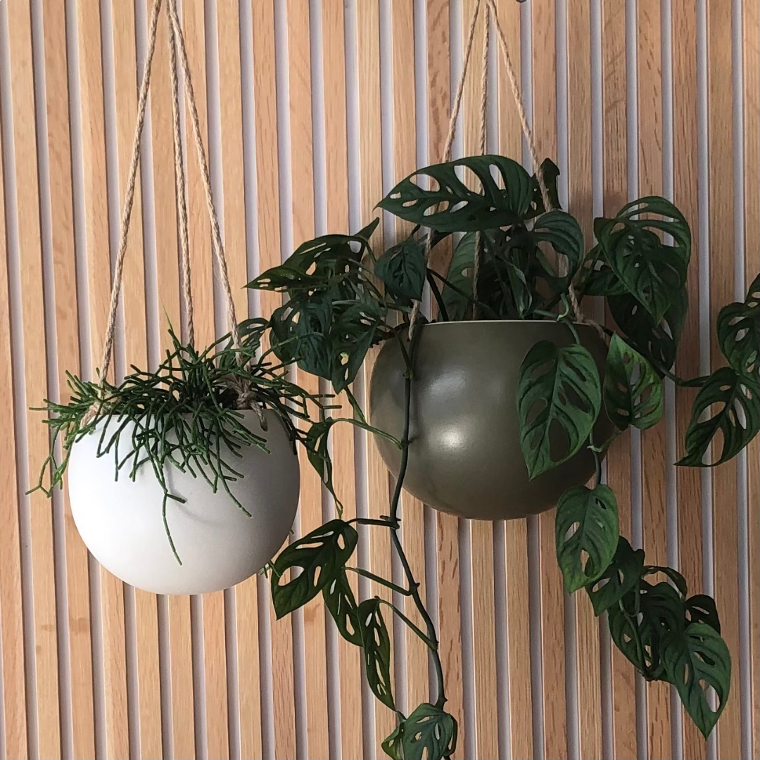 Orbit Hanging Planter Small Oatmeal