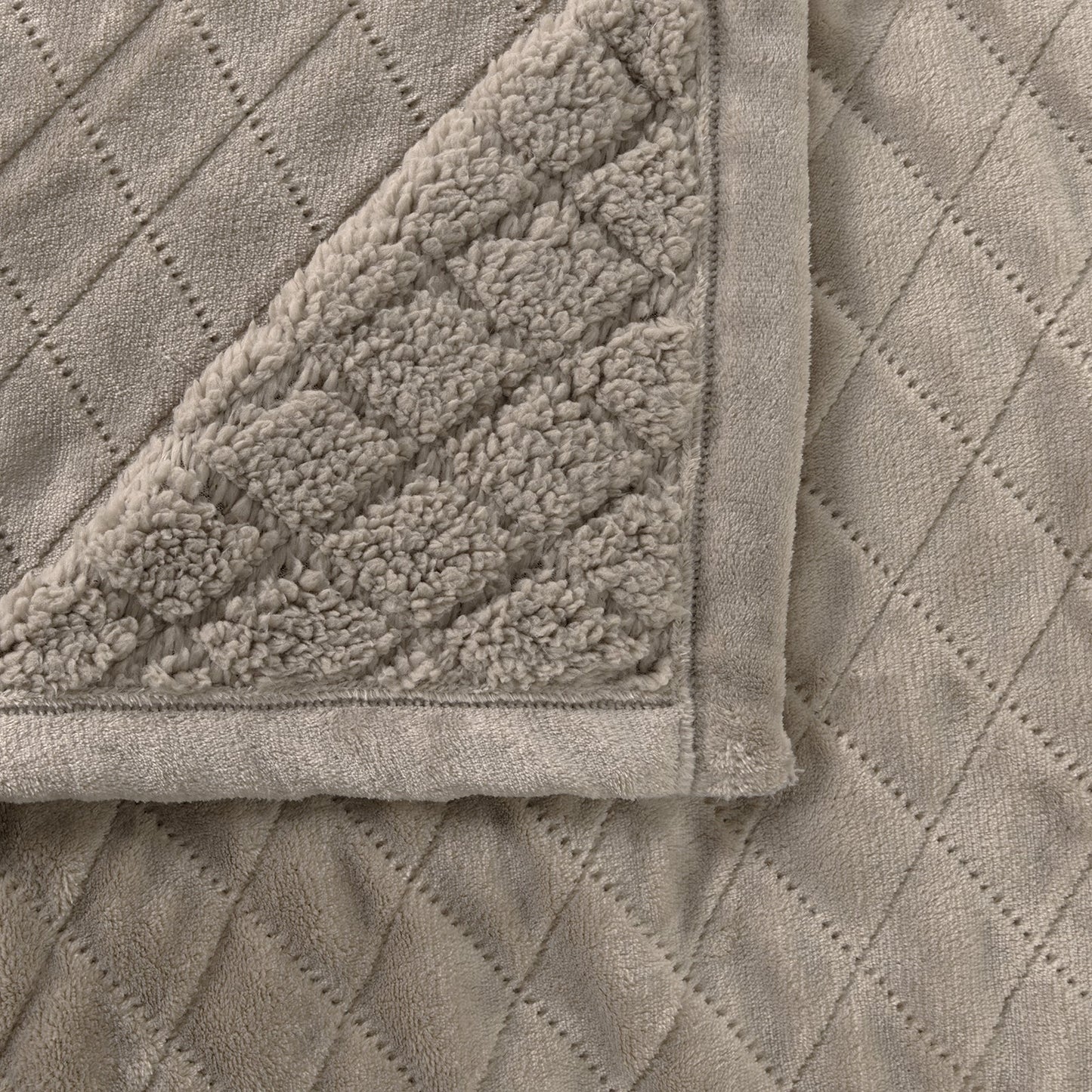 Mansfield Ultra Soft Velvet Blanket