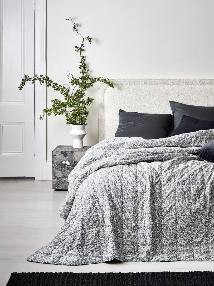 Varanasi European Pillowcase Mist
