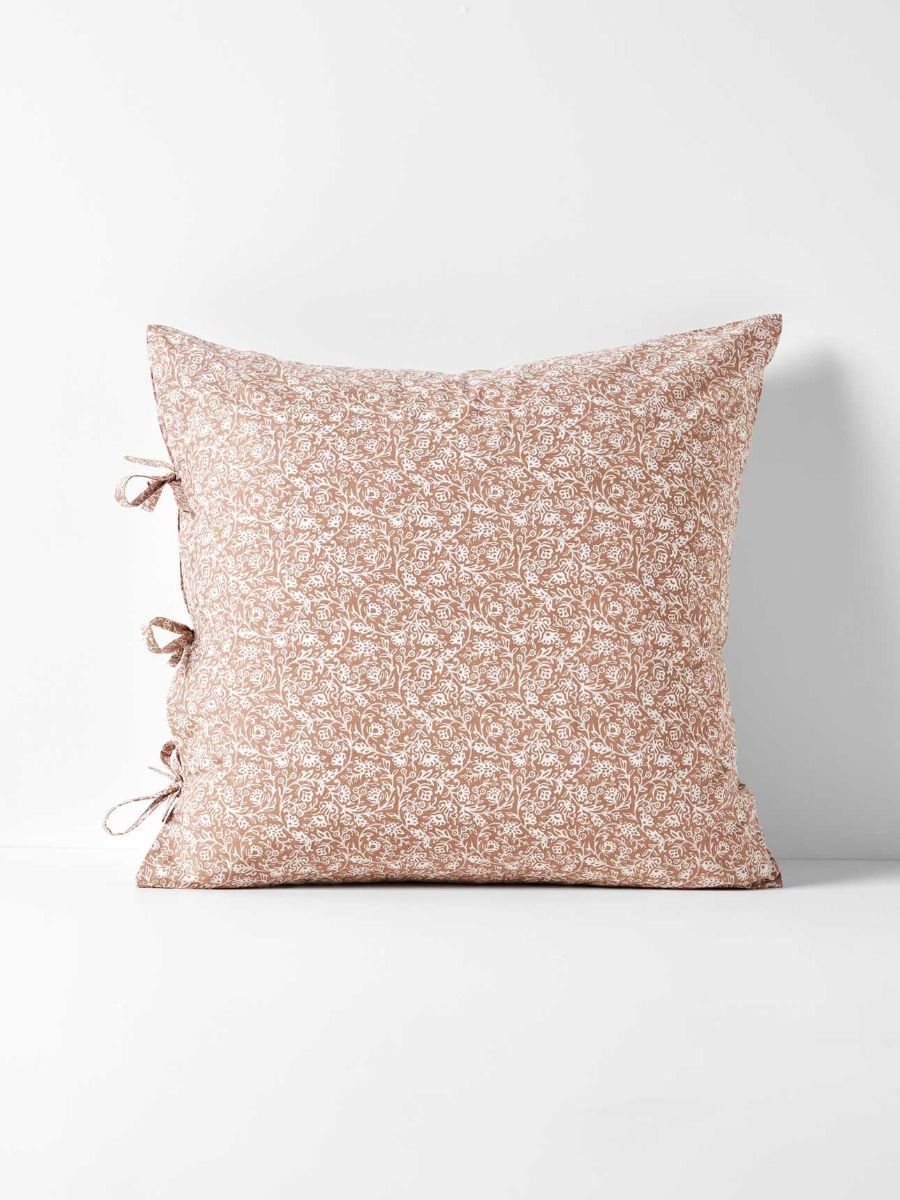 Varanasi European Pillowcase Hazelnut