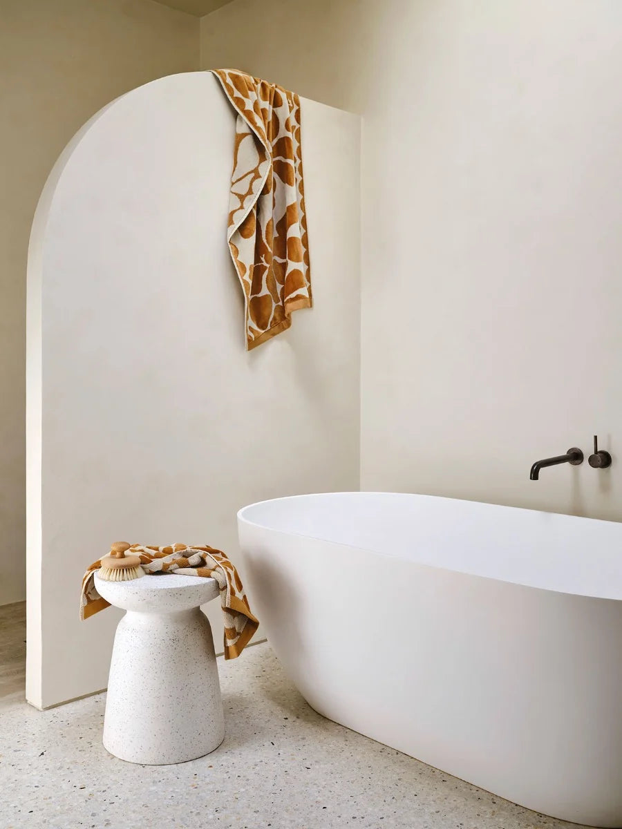 Palma Petal & Stripe Bath Towel Bronoze/Shell