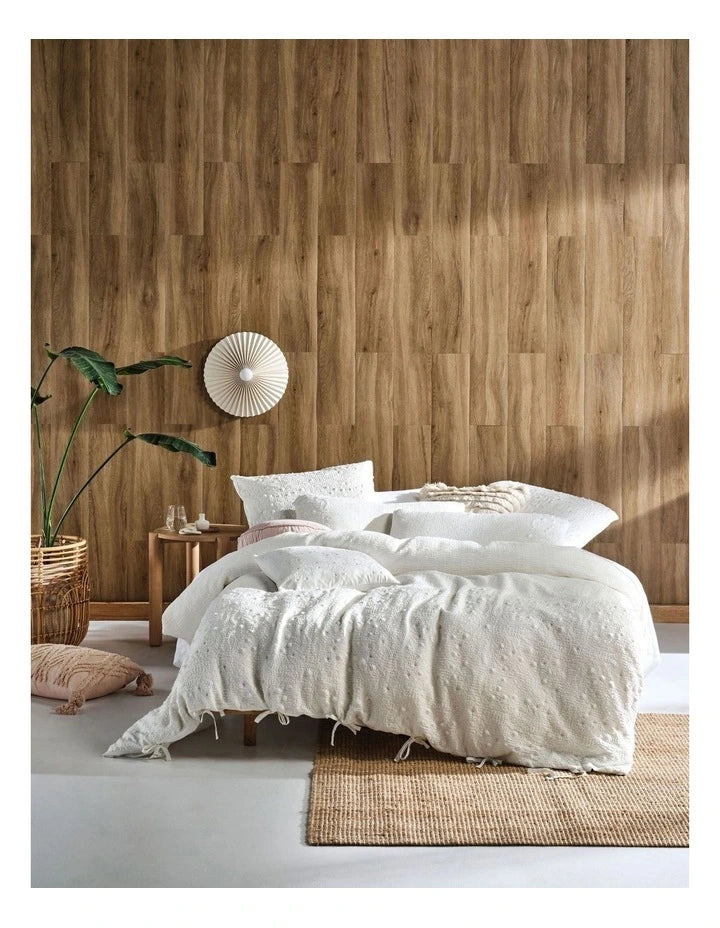Abigail White KB Quilt Cover Set