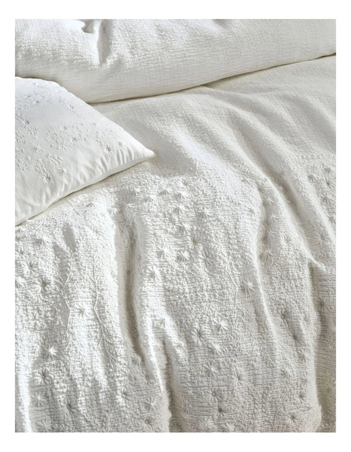 Abigail White KB Quilt Cover Set