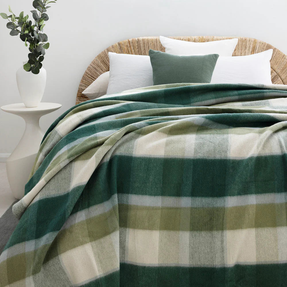 Nolan Wool/Bamboo Blanket Forest Green
