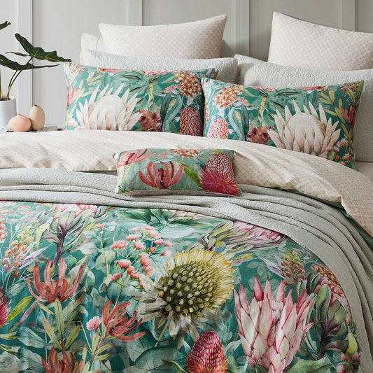 Floral Gully Quilt Cover set Sage