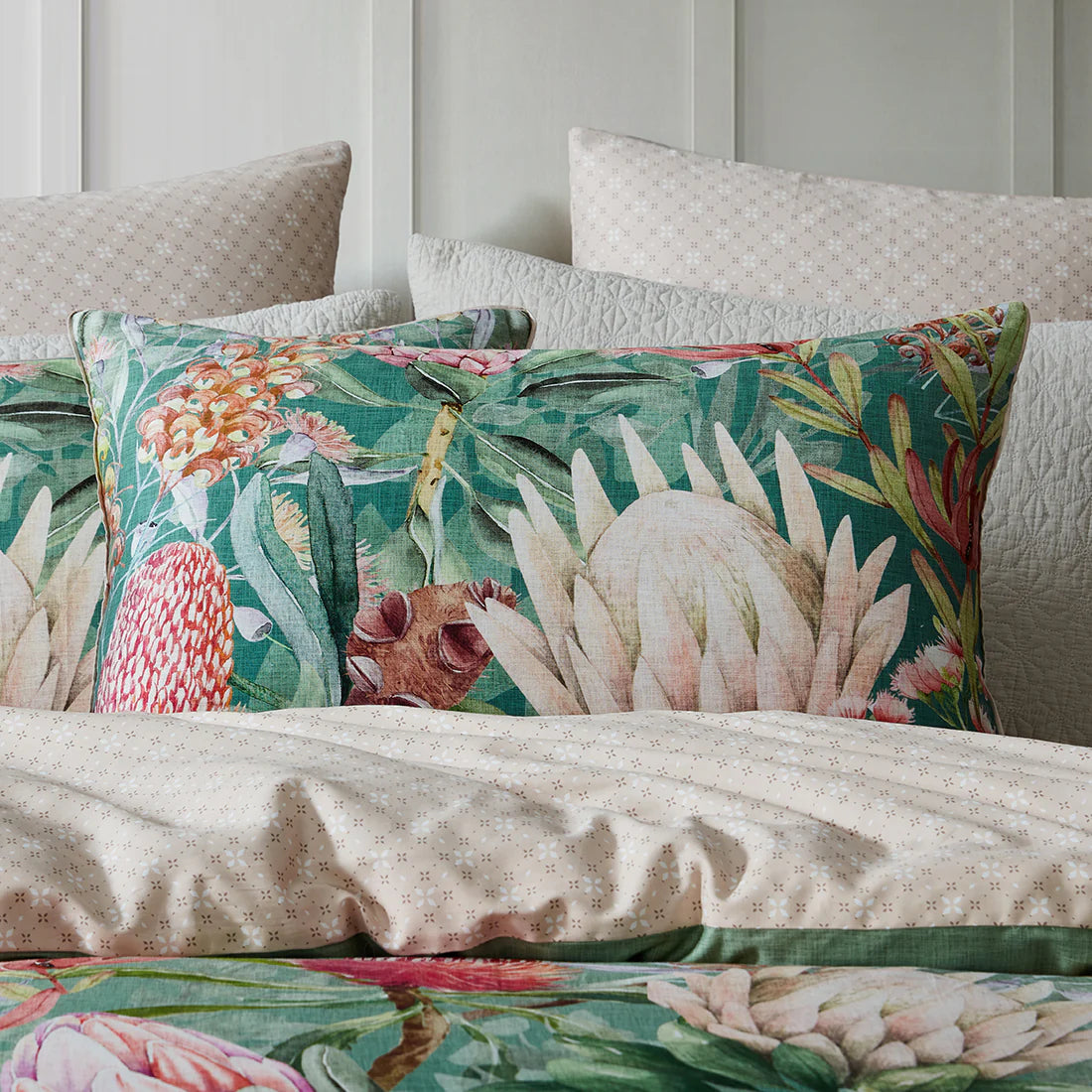Floral Gully Quilt Cover set Sage