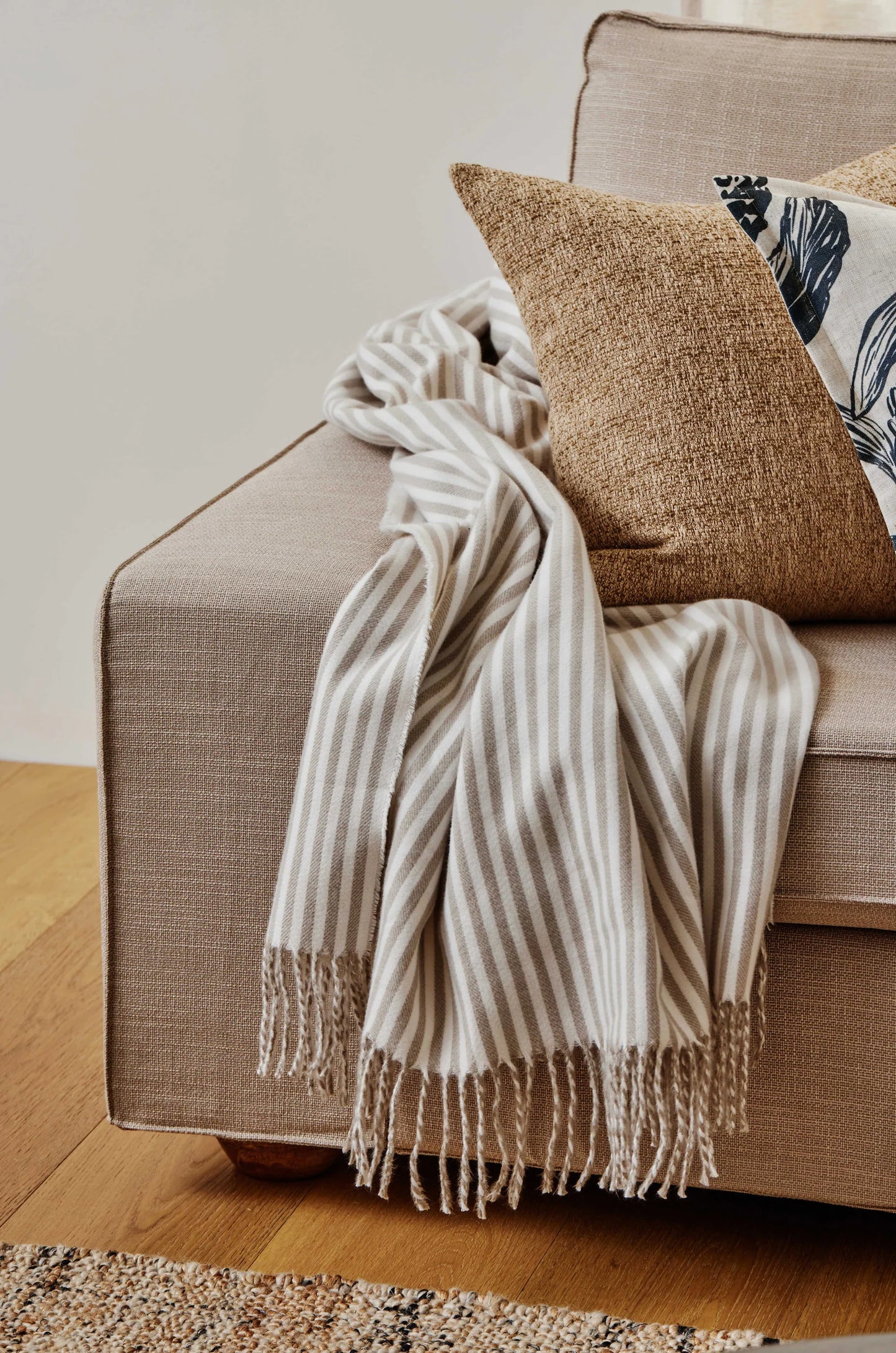 Sunday Throw Grey Stripe