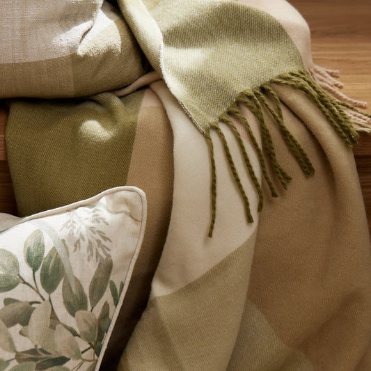Coming Soon - Felix Throw Green