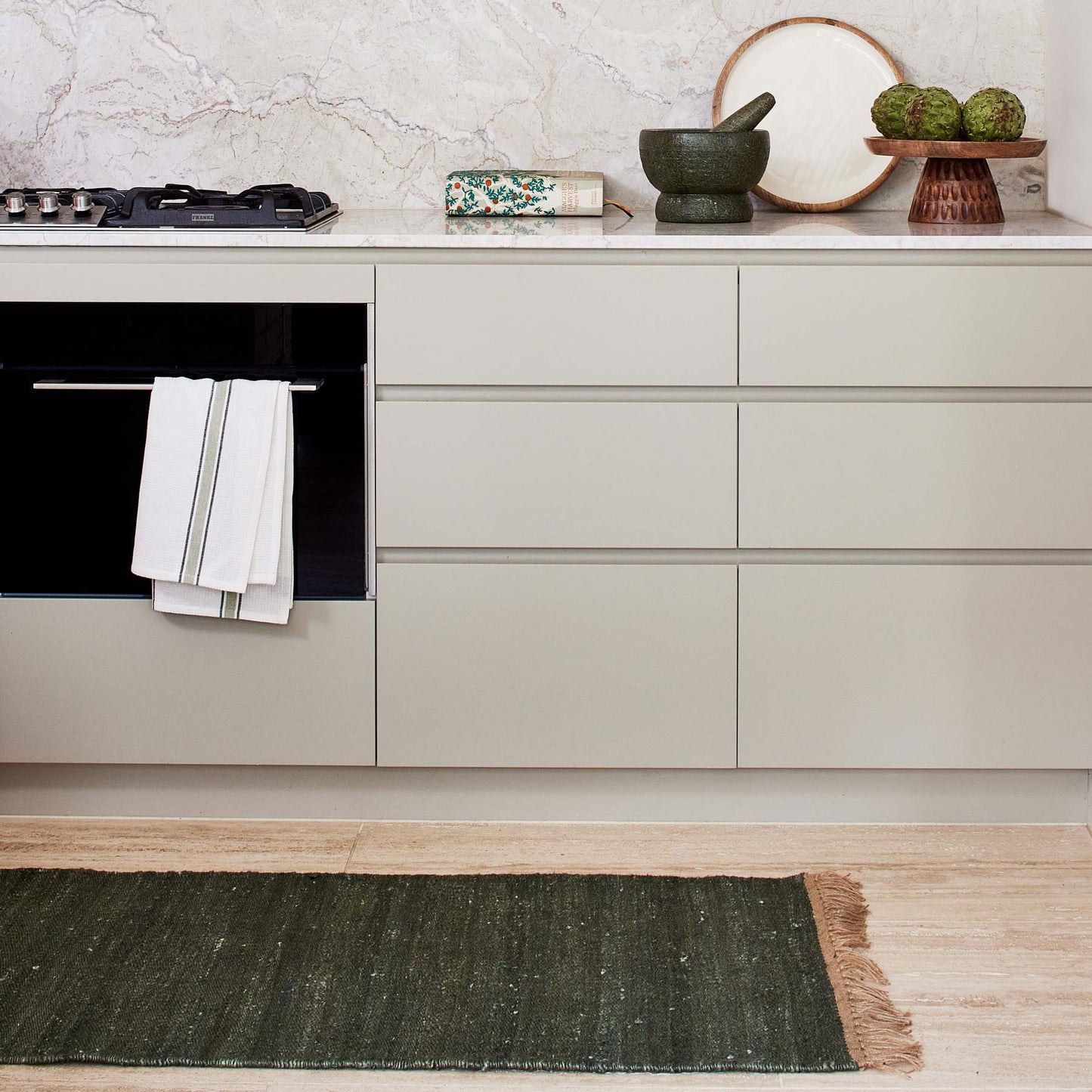 Olinda Olive Jute Runner Olive