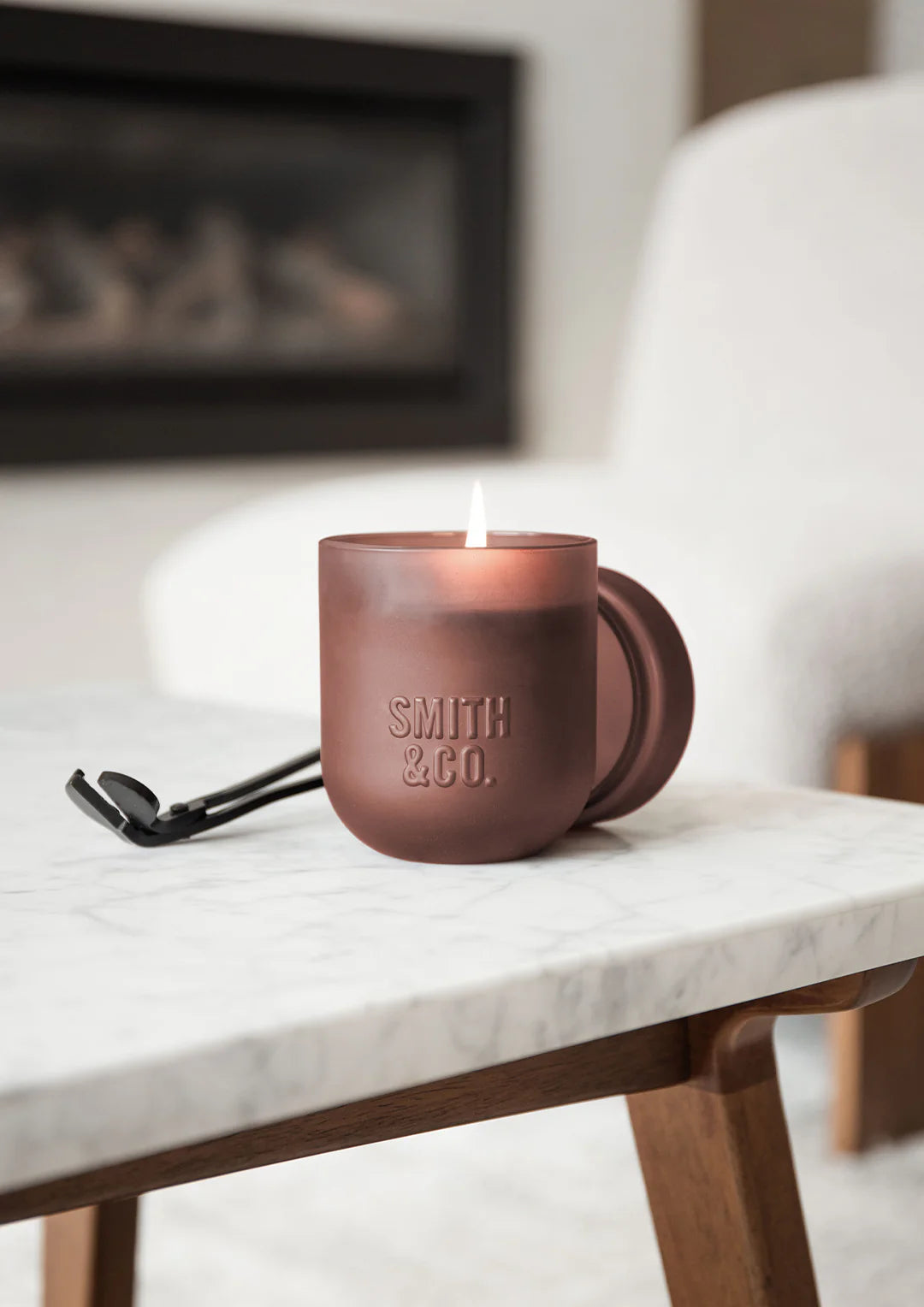 Smith & Co. Candle 250g - Black Oud & Saffron