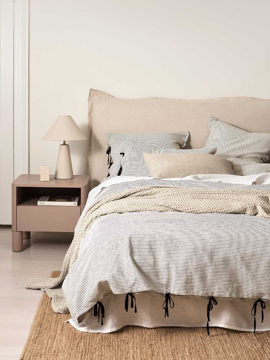 Aura Chambray Mini Stripe Quilt Cover - Smoke Super King