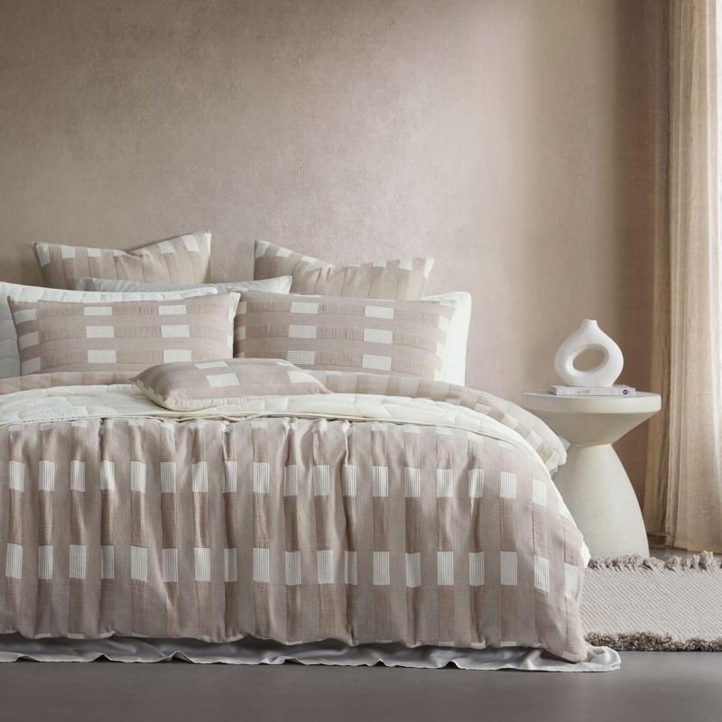 Edge Coffee Quilt Cover Set