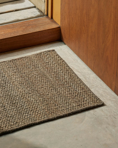 Ivano Graphite | Entry Mat